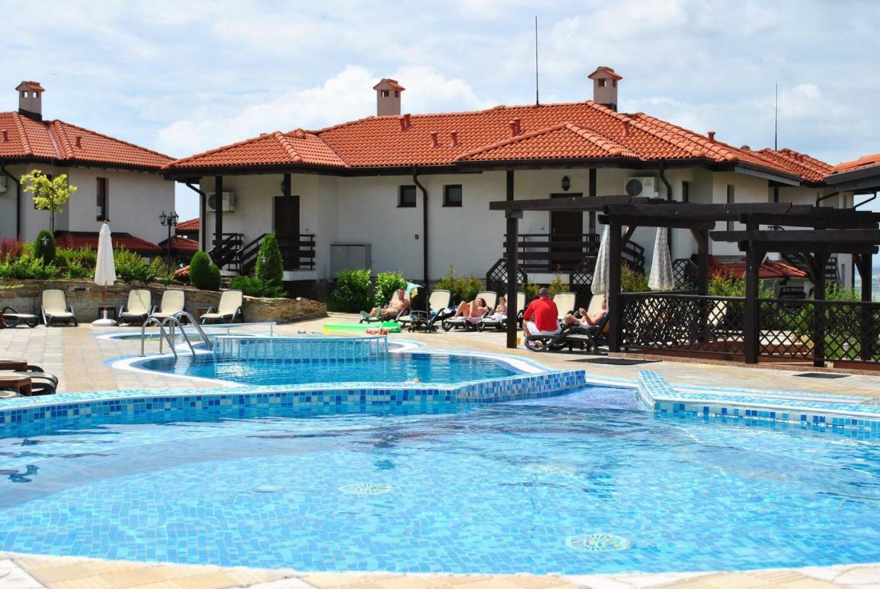 Villa Rosi - Bay View Villas Kosharitsa المظهر الخارجي الصورة
